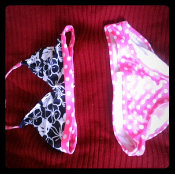 Girls 2pc OP bikini - Picture 1 of 2